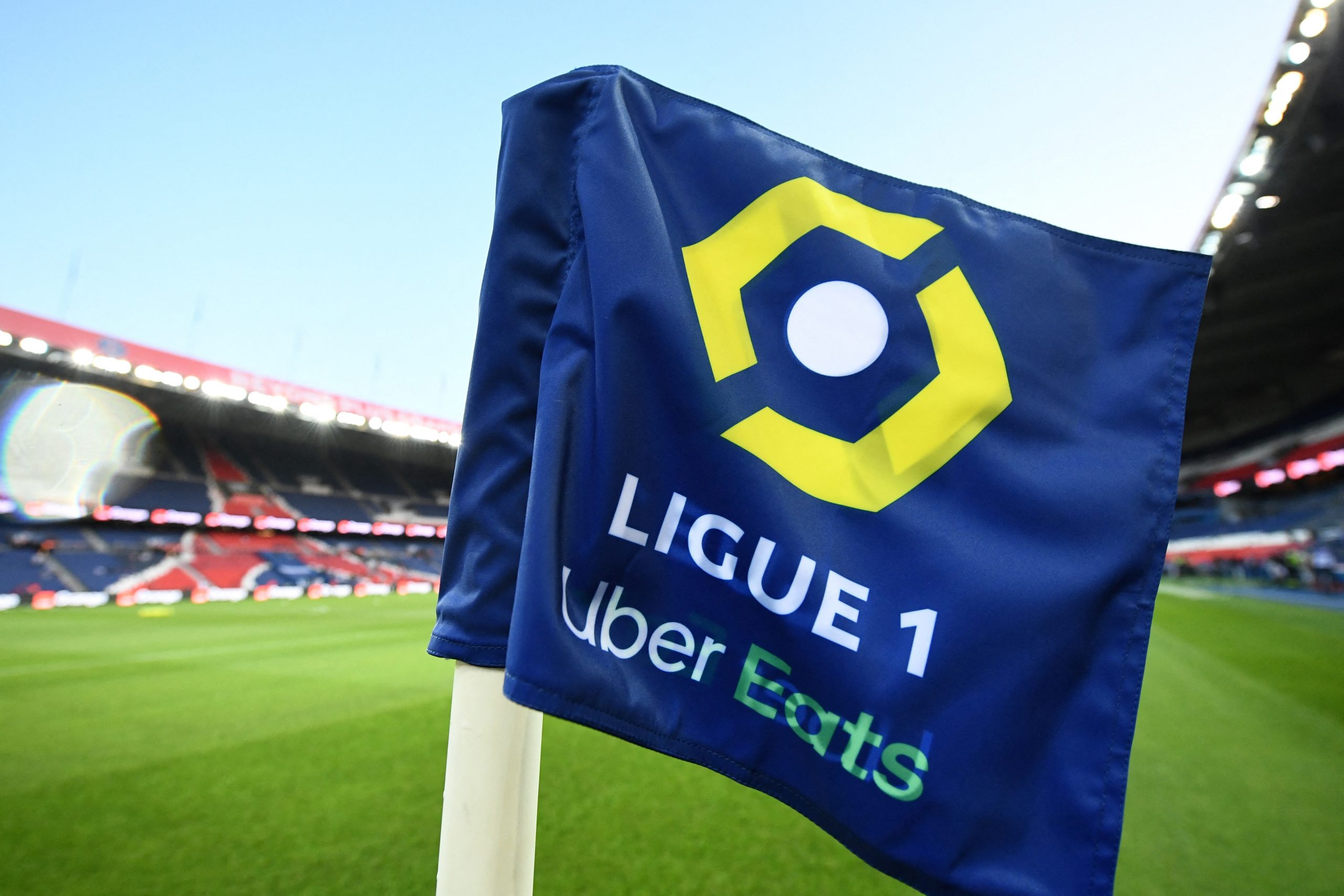 La LFP essuie un premier échec dans la vente des droits TV de la Ligue 1