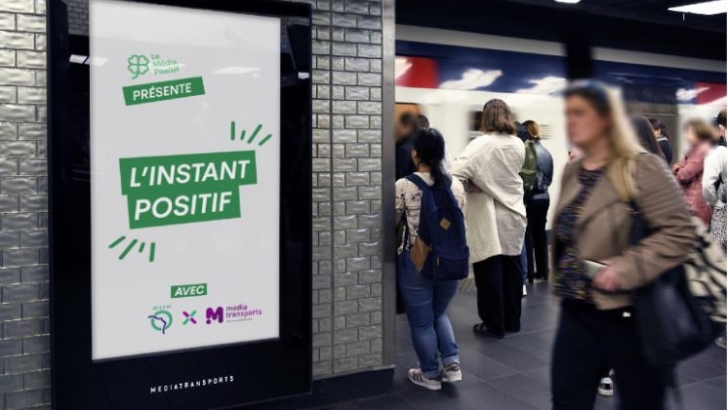 Mediatransports et la RATP mettent en place « L’Instant Positif » dans le métro avec Le Media Positif