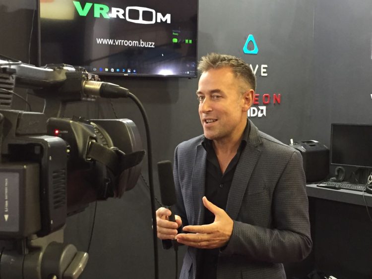 Lancement de VRrOOm, un réseau mondial de cinémas en réalité virtuelle