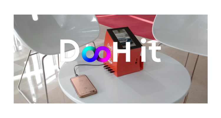 L’Audi e-tron investit la borne de rechargement DooH it avec Re-Mind PHD