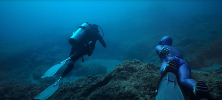 Publicis Sport et Zenith Media conçoivent un live sous-marin dédié à la préservation des océans pour Biotherm