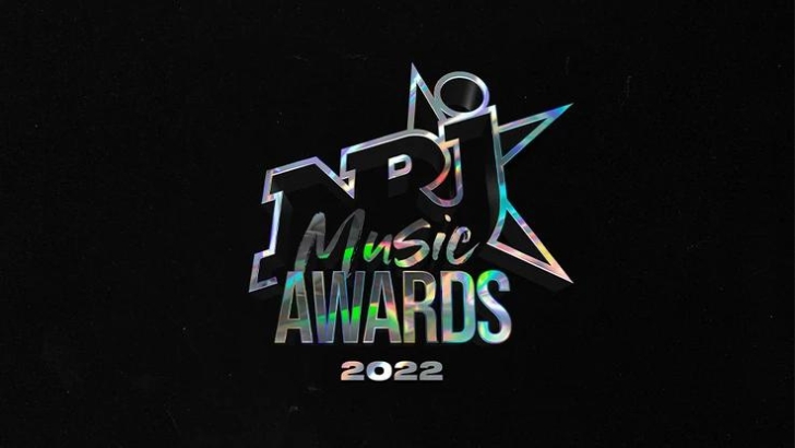 NRJ Music Awards : Nikos Aliagas, blessé, remplacé par Camille Combal