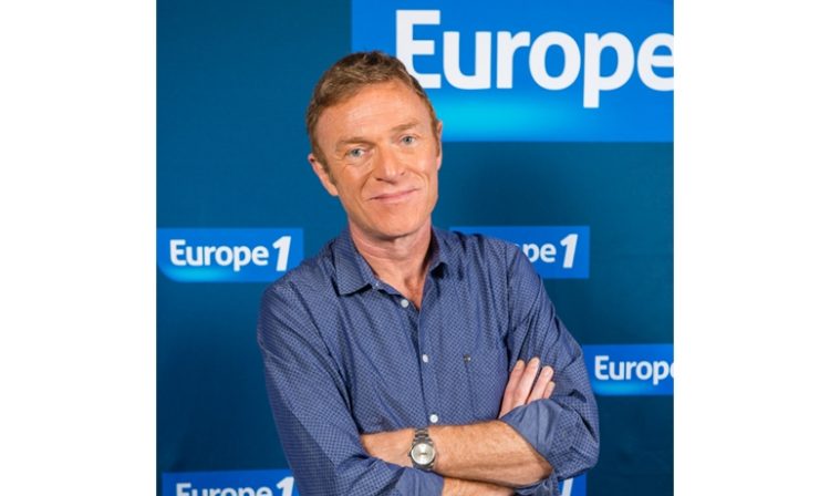 Christophe Hondelatte remplace partiellement Jean-Marc Morandini le matin sur Europe 1
